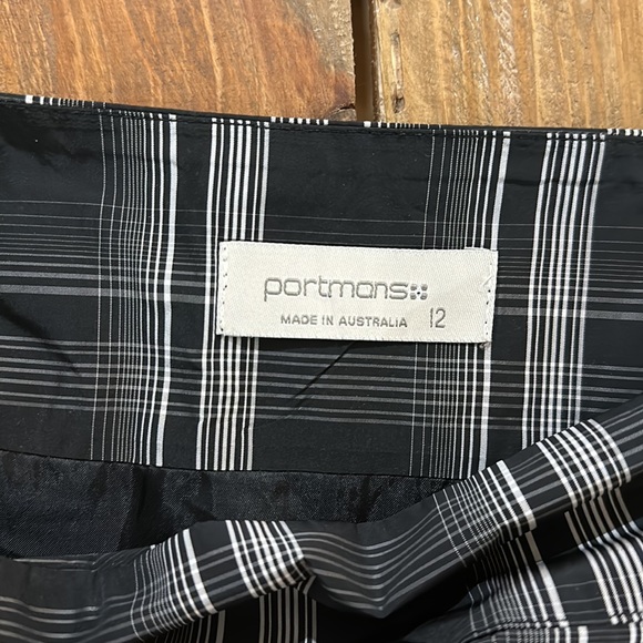 Portmans tartan skirt with tulle size 12 - Picture 5 of 7